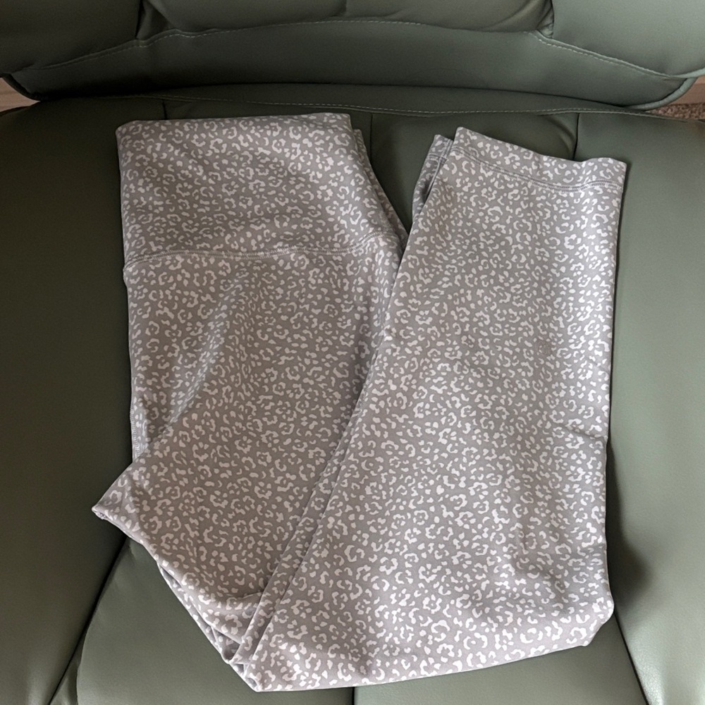 Lululemon Leopard Print Leggings
